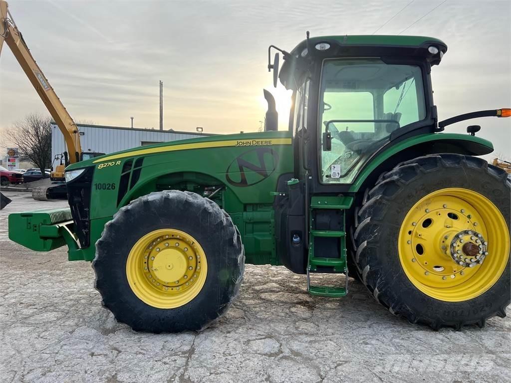 John Deere 8270R 트랙터