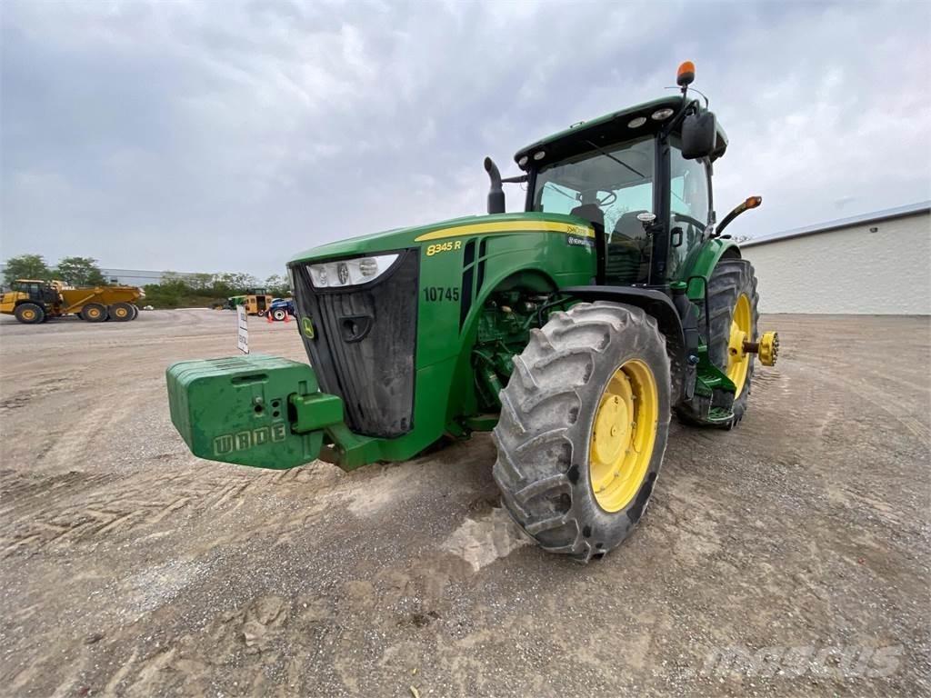 John Deere 8345R 트랙터