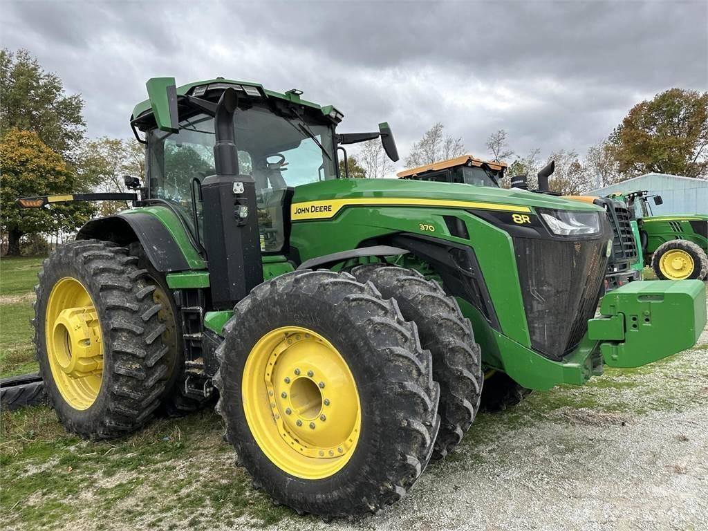 John Deere 8R 370 트랙터