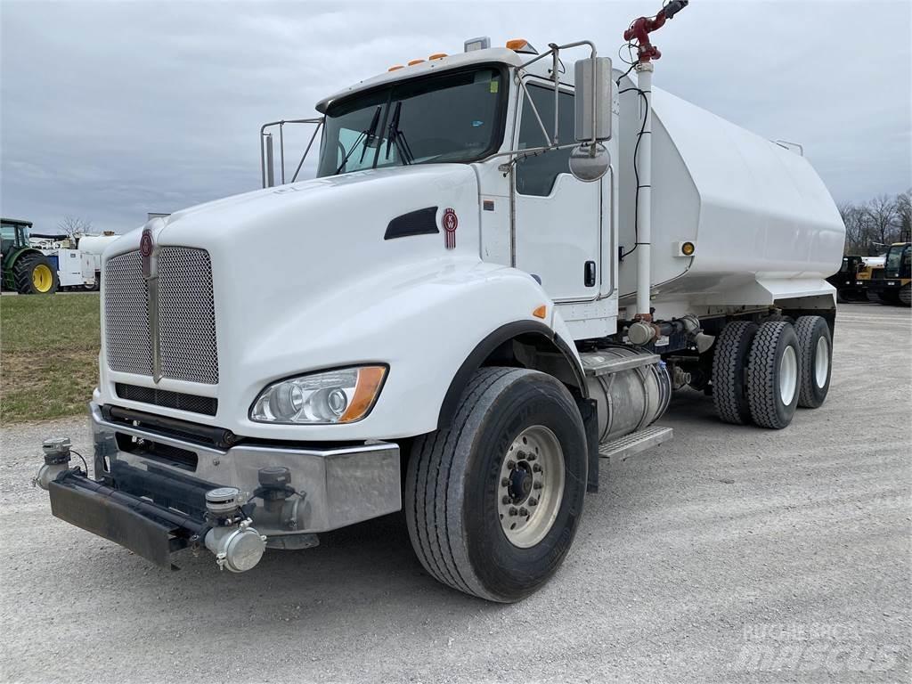 Kenworth T440 급수차