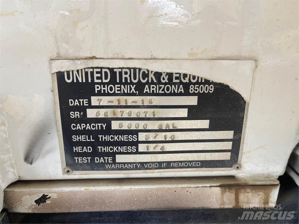 Kenworth T440 급수차