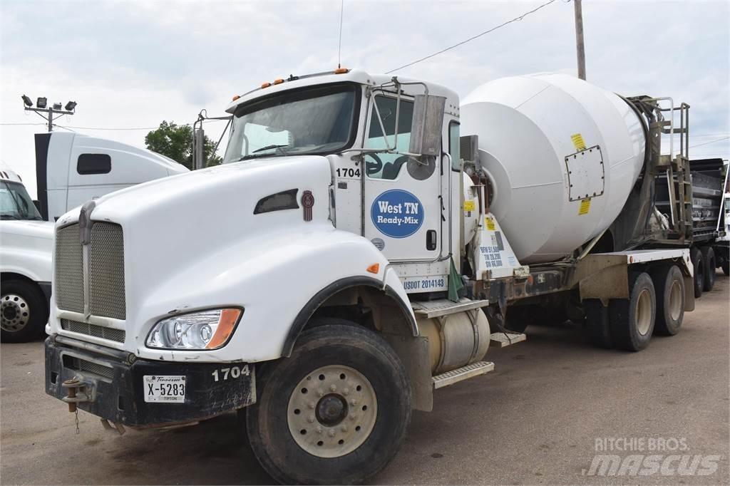 Kenworth T440 콘크리트 믹서트럭