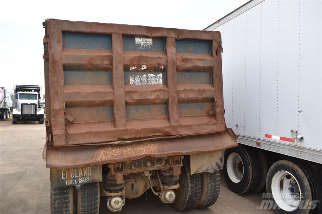 Kenworth T600 덤프 트럭