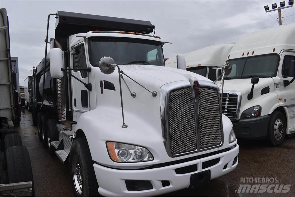 Kenworth T660 덤프 트럭