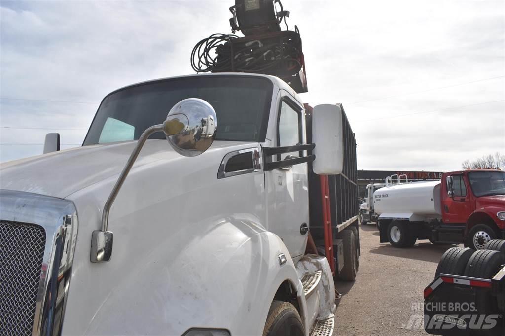 Kenworth T680 크레인 트럭
