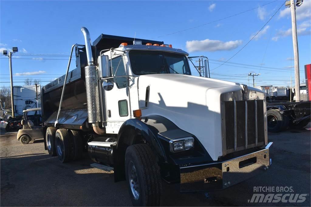 Kenworth T800 덤프 트럭