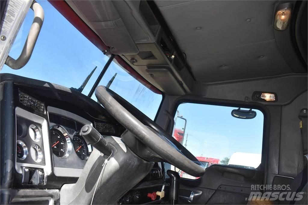Kenworth T800 크레인 트럭