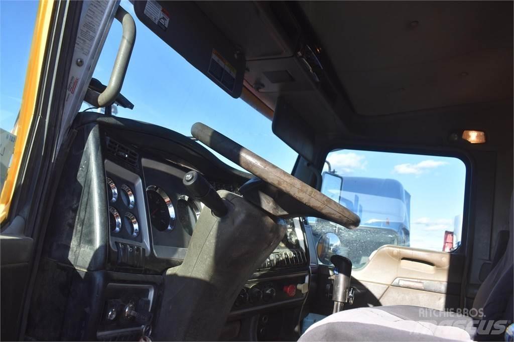 Kenworth T800 크레인 트럭