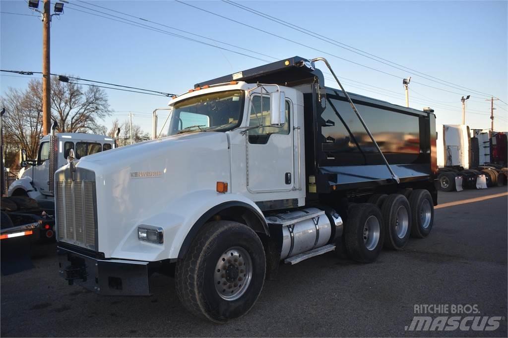 Kenworth T800 덤프 트럭
