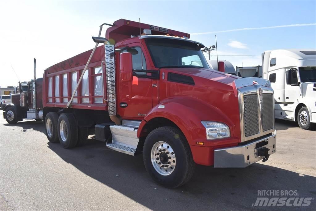 Kenworth T880 덤프 트럭