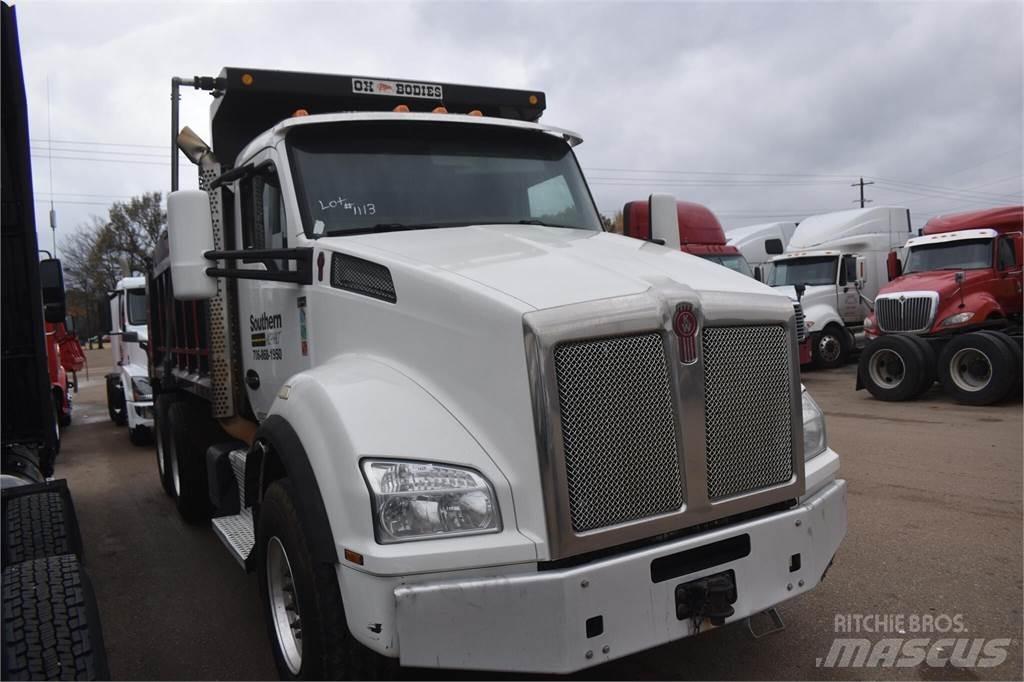 Kenworth T880 덤프 트럭
