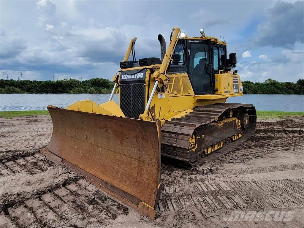 Komatsu D65PX-18 크롤러 도저