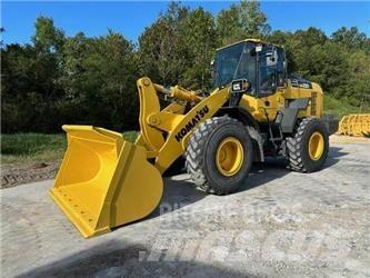 Komatsu WA320-8  휠로우더