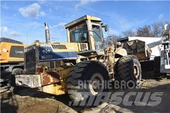 Komatsu WA420  휠로우더