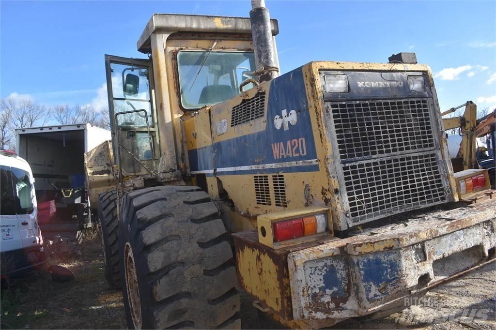 Komatsu WA420  휠로우더