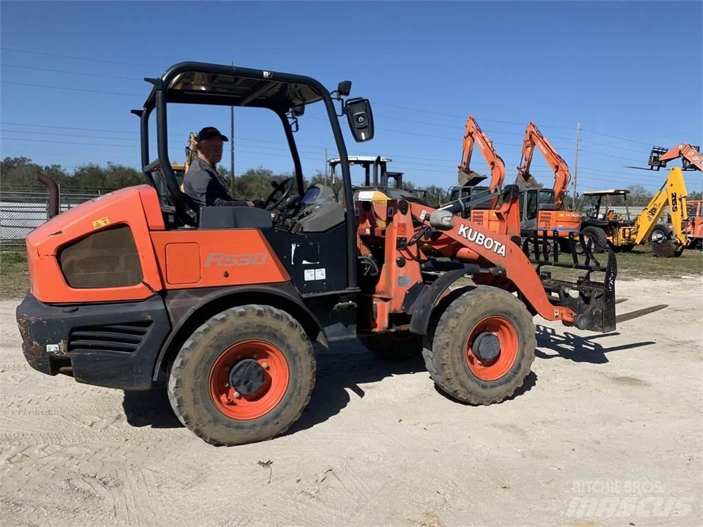 Kubota R530  휠로우더