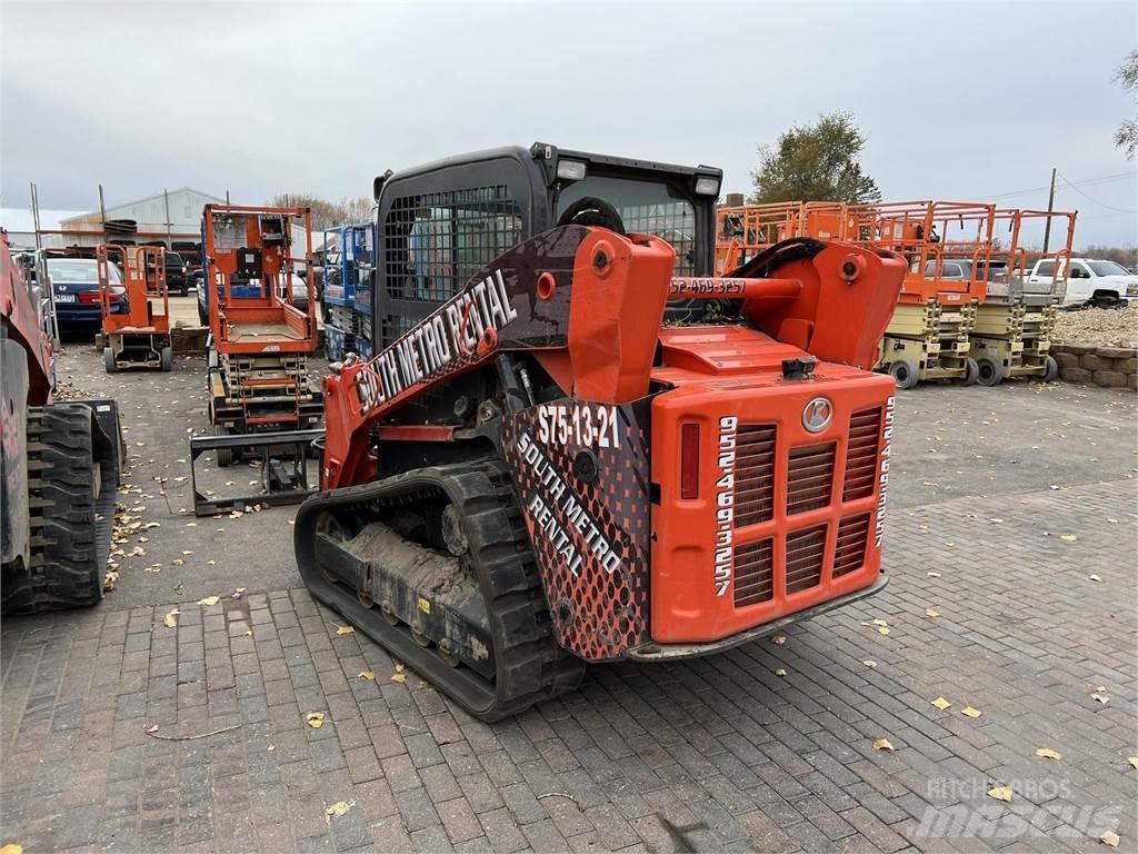 Kubota SVL75-2  스키드로더