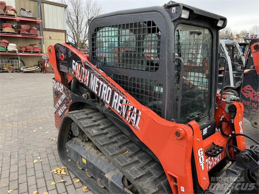 Kubota SVL75-2  스키드로더