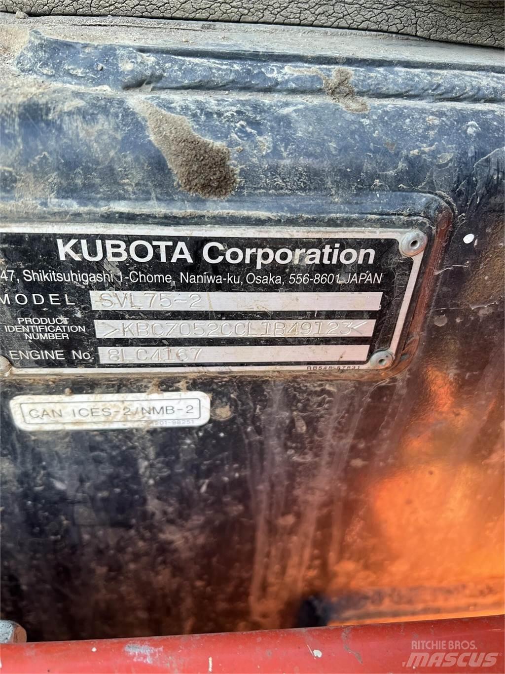 Kubota SVL75-2  스키드로더