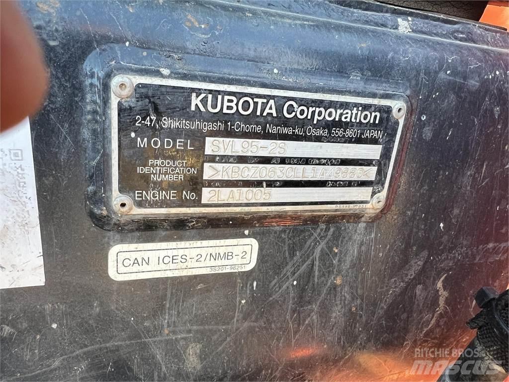 Kubota SVL95-2  스키드로더