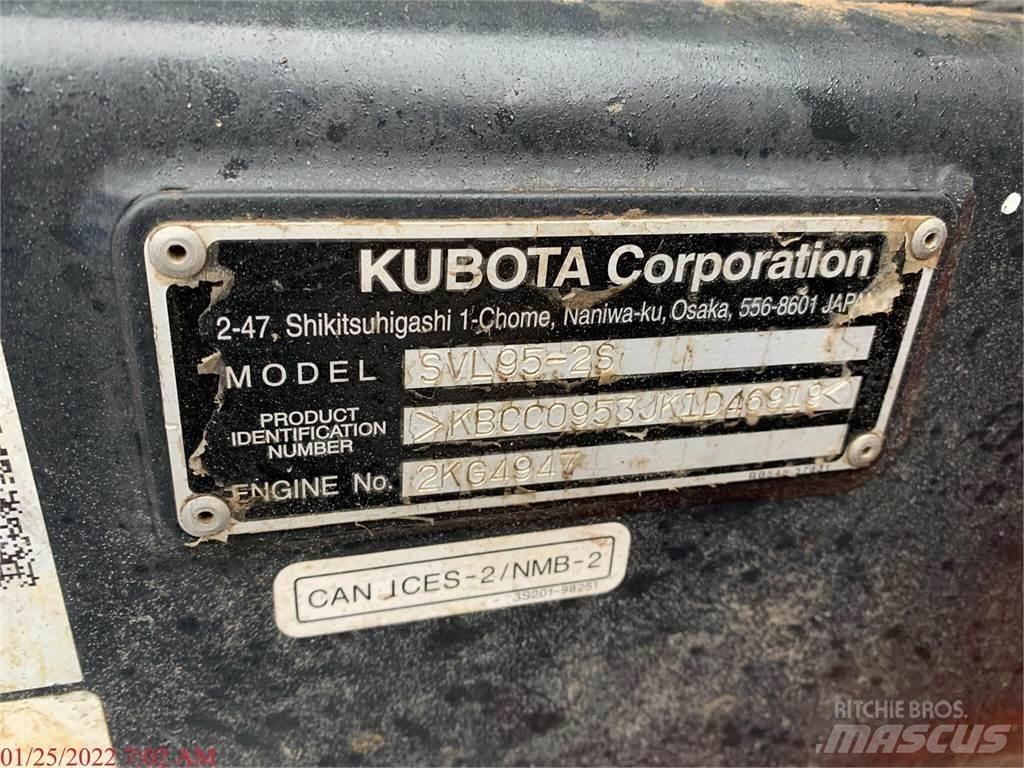Kubota SVL95-2S  스키드로더