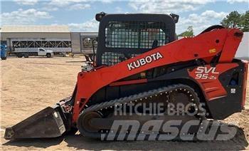 Kubota SVL95-2S  스키드로더