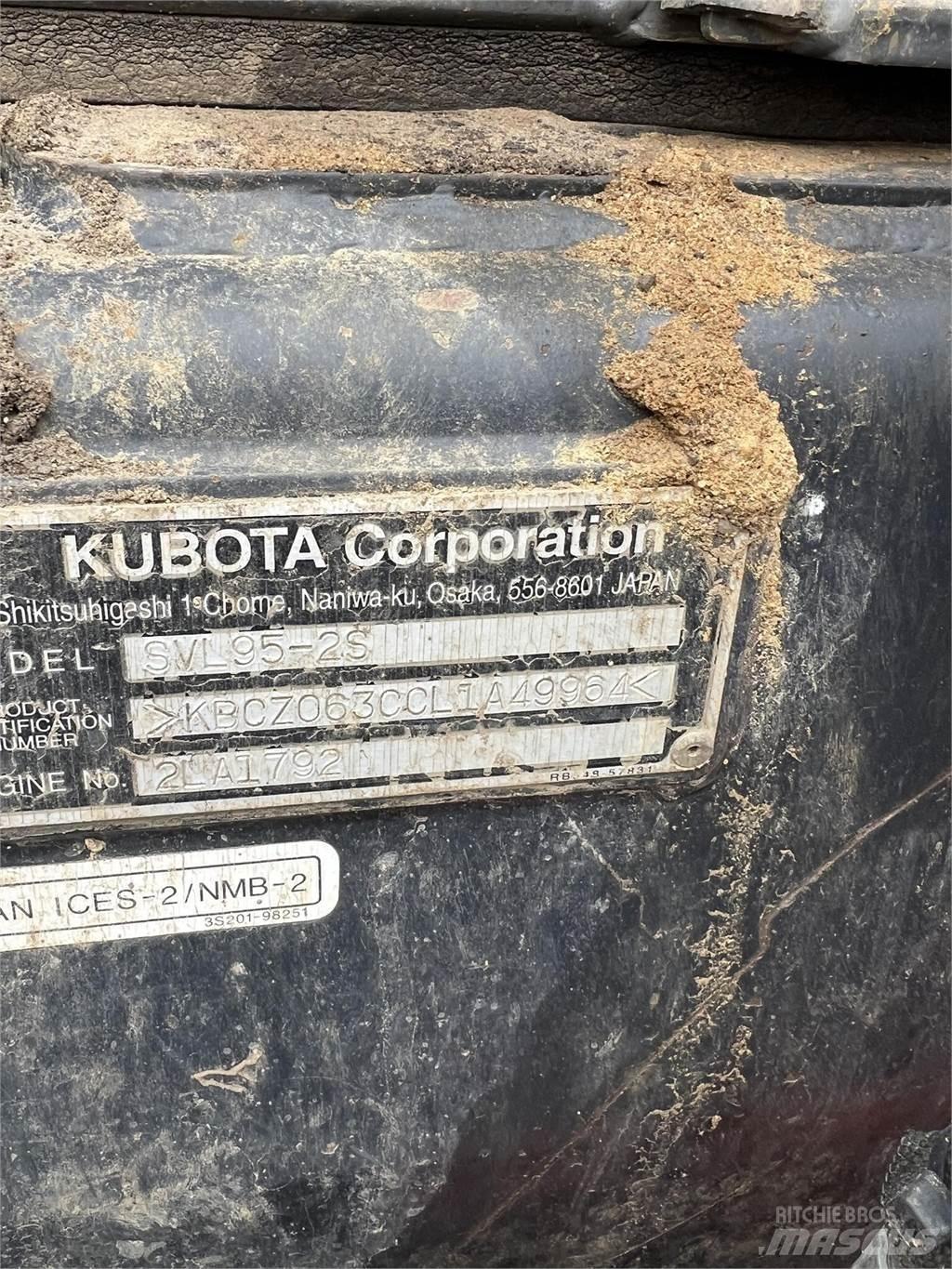 Kubota SVL95-2S  스키드로더