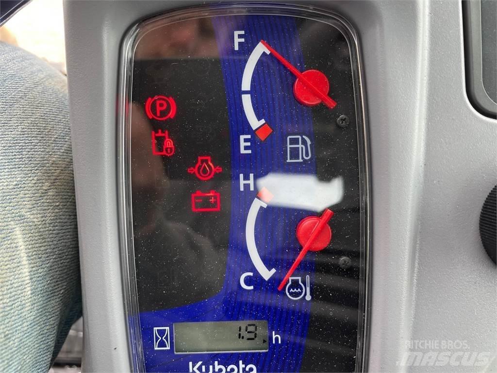 Kubota SVL97-2  스키드로더