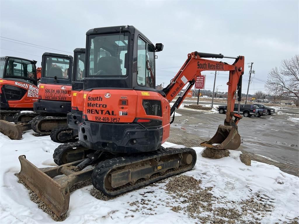 Kubota U35 소형 굴삭기 7톤 미만