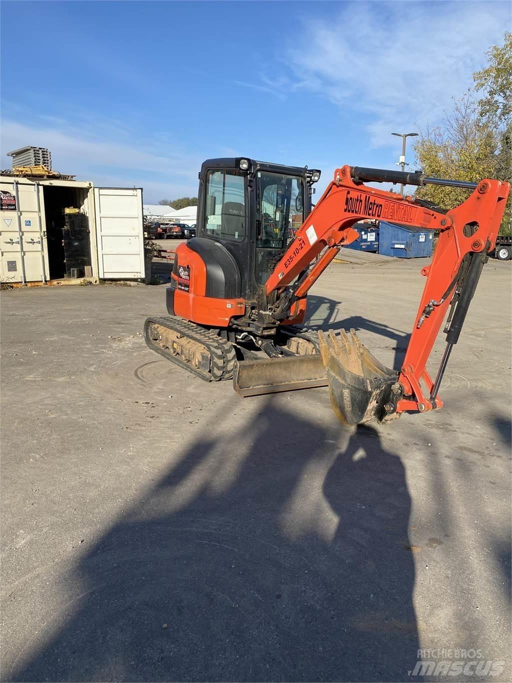 Kubota U35-4 소형 굴삭기 7톤 미만
