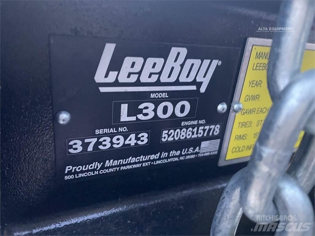 LeeBoy L300 아스팔트 포장장비