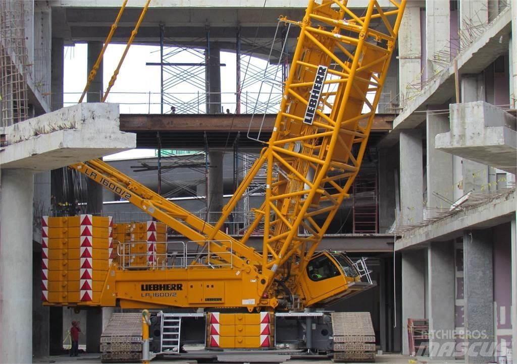 Liebherr LR1600-2 트랙 크레인