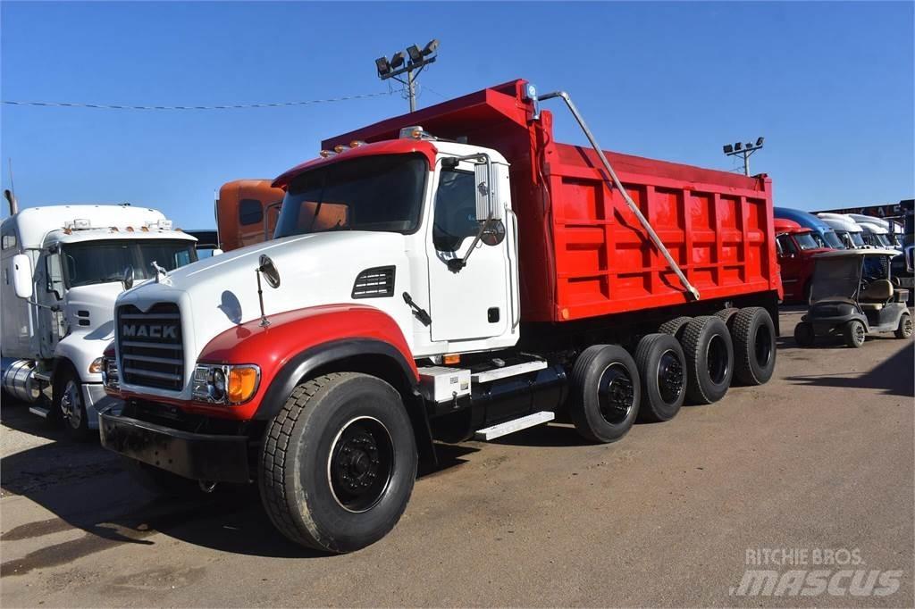 Mack GRANITE CV713 덤프 트럭