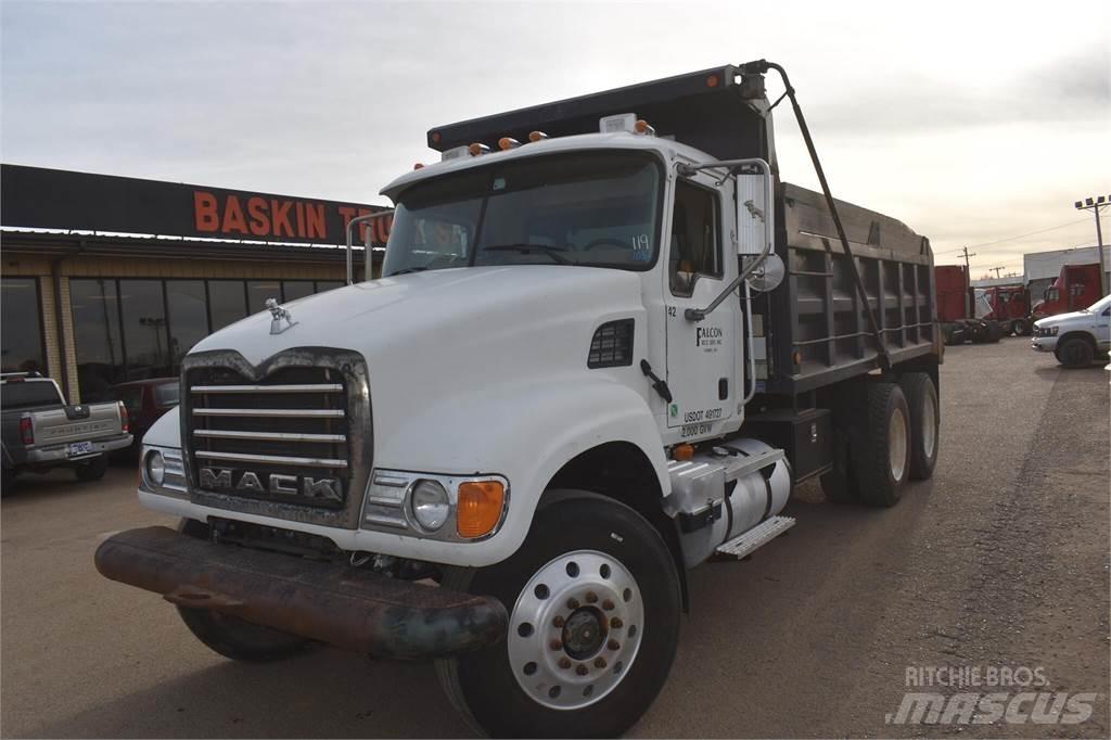 Mack GRANITE CV713 덤프 트럭