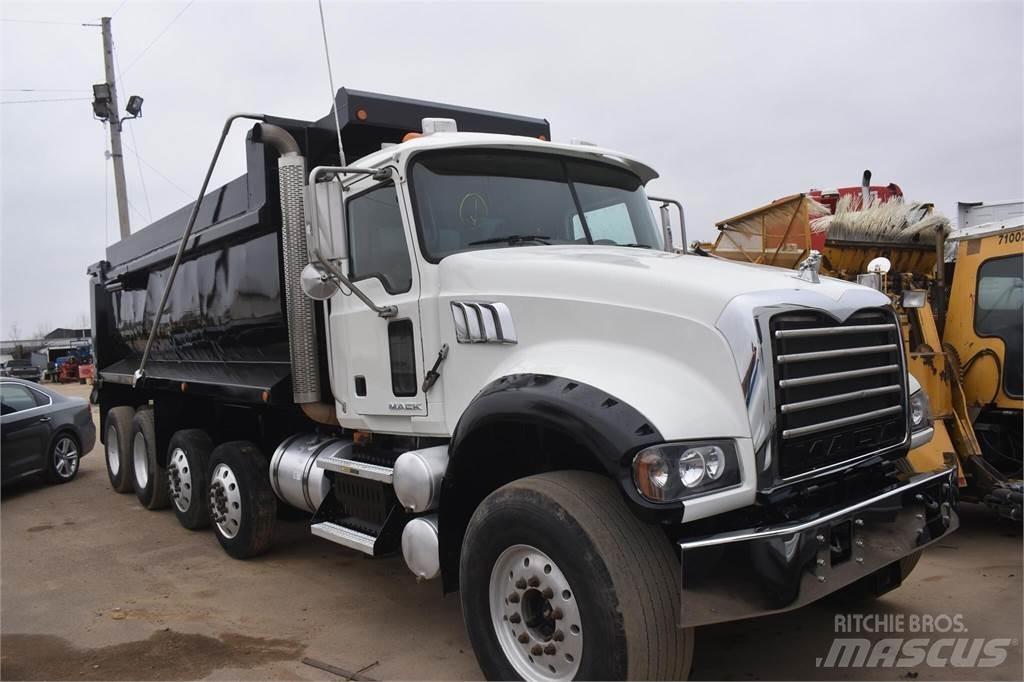Mack GRANITE GU713 덤프 트럭