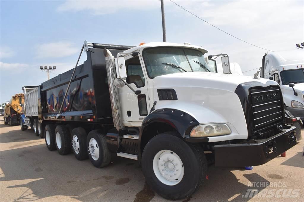 Mack GRANITE GU813 덤프 트럭
