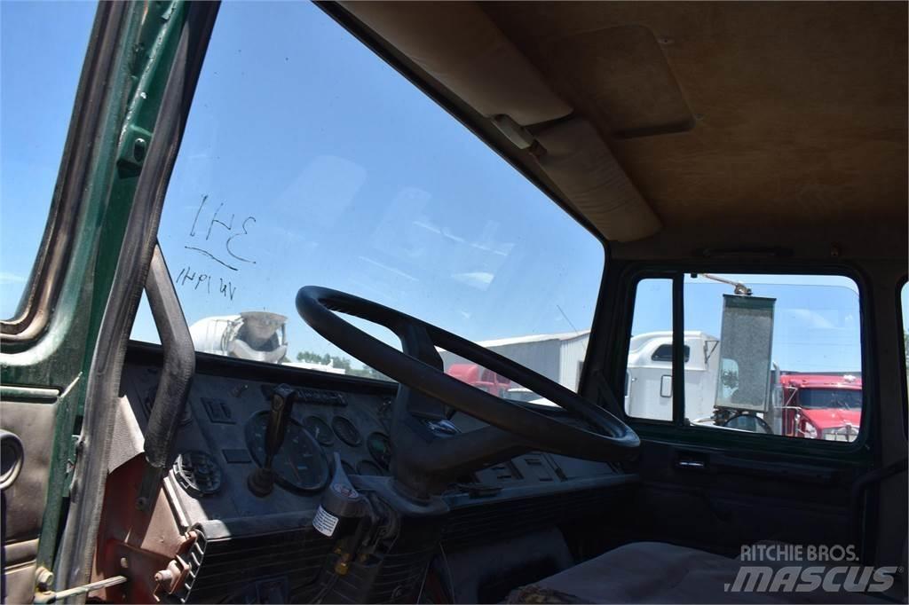 Mack MIDLINER CS200 덤프 트럭