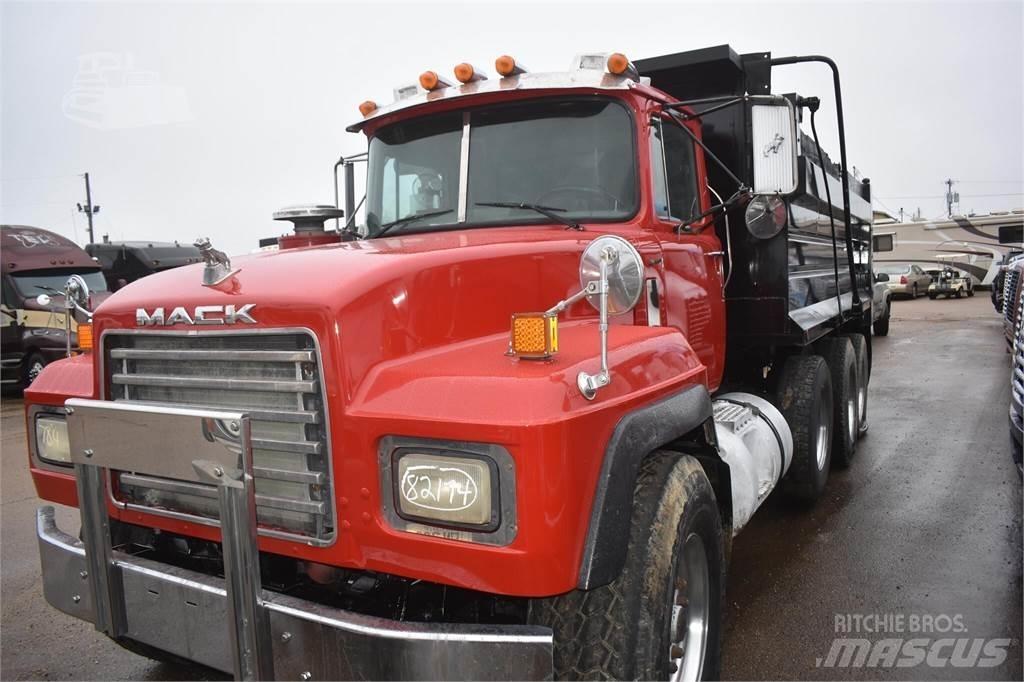 Mack RD688S 덤프 트럭