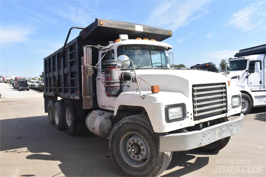 Mack RD688S 덤프 트럭