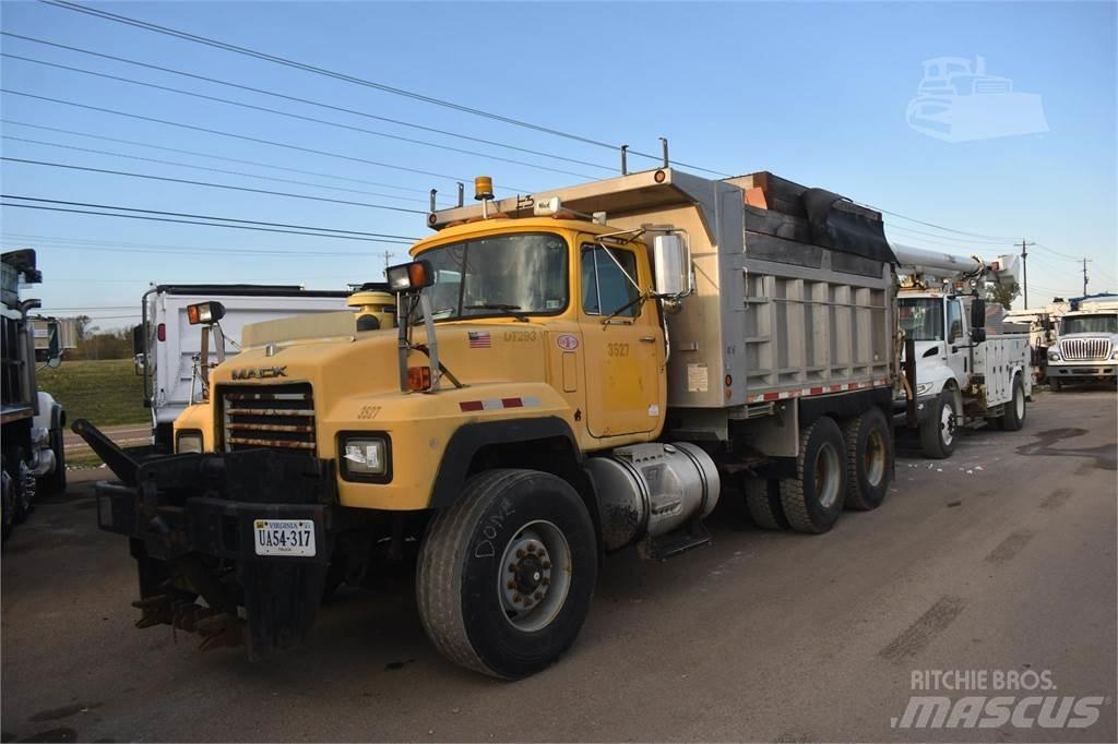 Mack RD688S 덤프 트럭