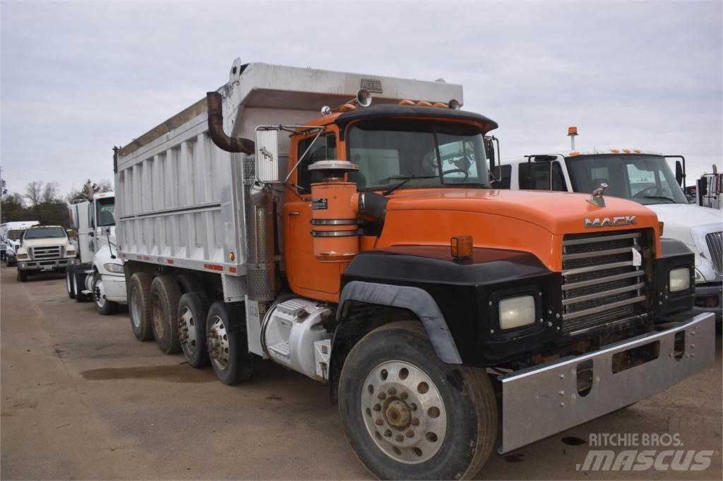 Mack RD688S 덤프 트럭