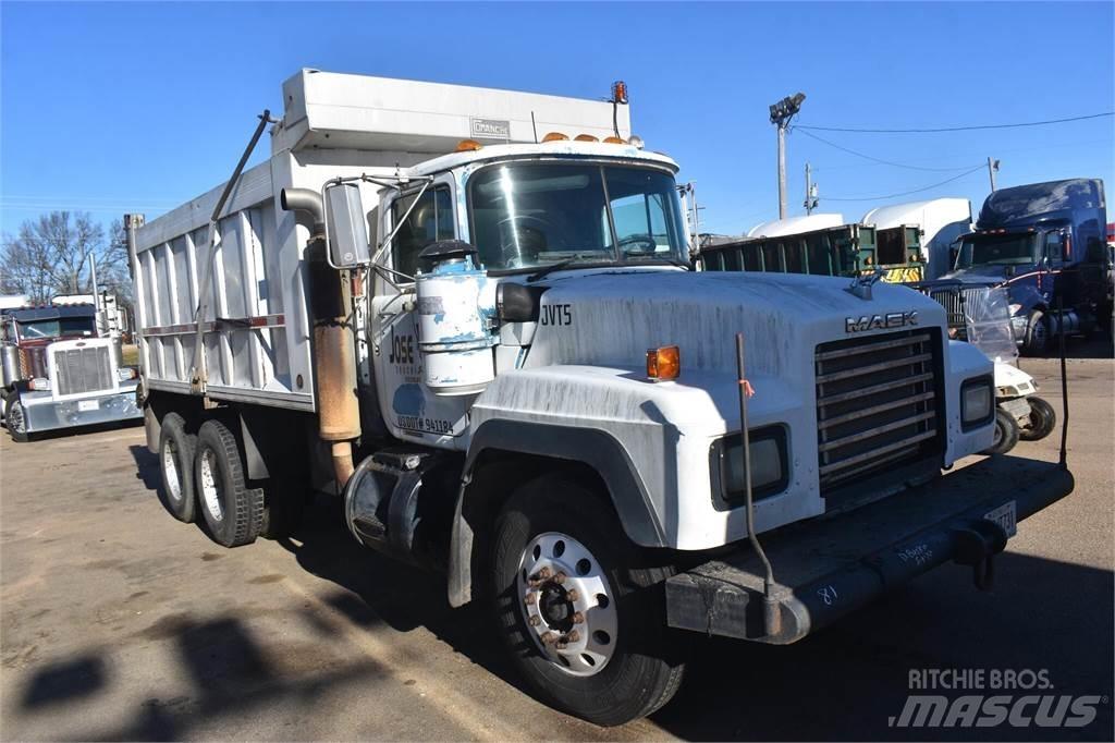 Mack RD688S 덤프 트럭