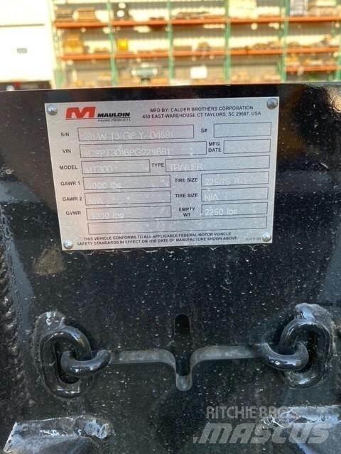 Mauldin MT300 아스팔트 포장장비