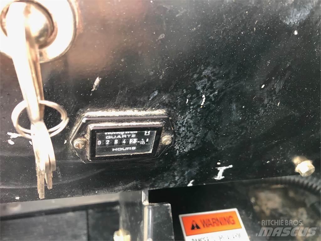 Morooka MST800VD  궤도식 덤프