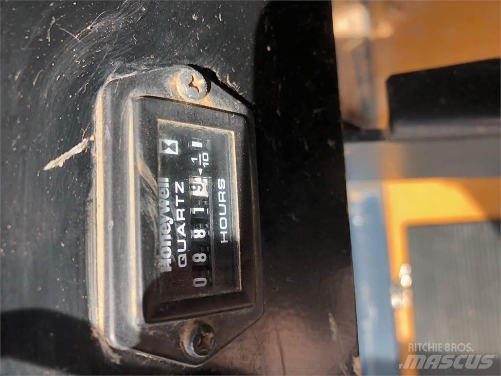 Morooka MST800VD  궤도식 덤프