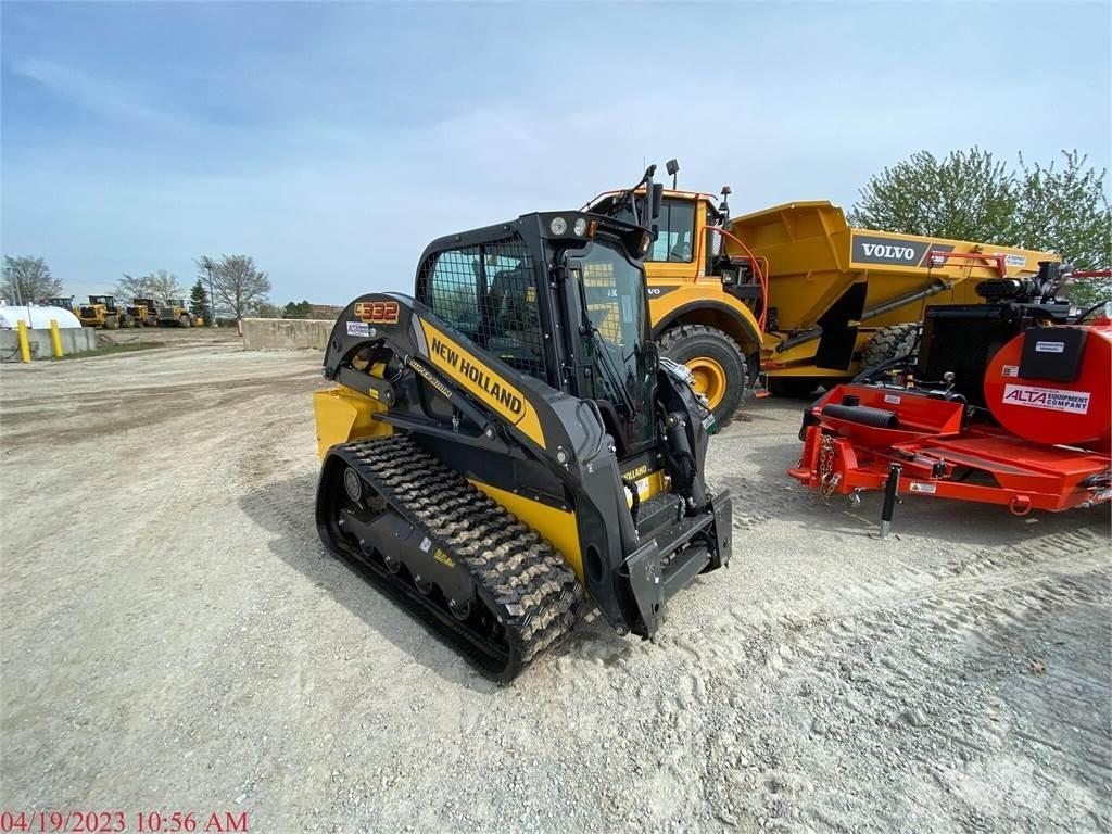 New Holland C332  스키드로더
