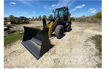 New Holland W80C  휠로우더