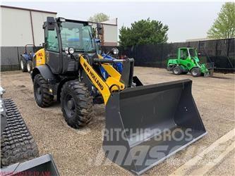 New Holland W80C  휠로우더