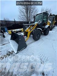 New Holland W80C  휠로우더