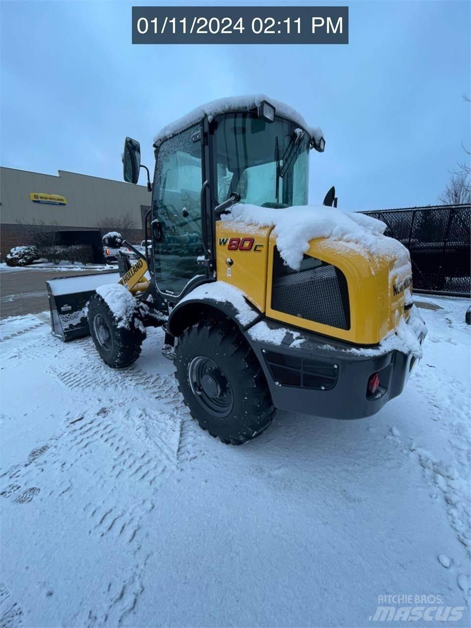 New Holland W80C  휠로우더